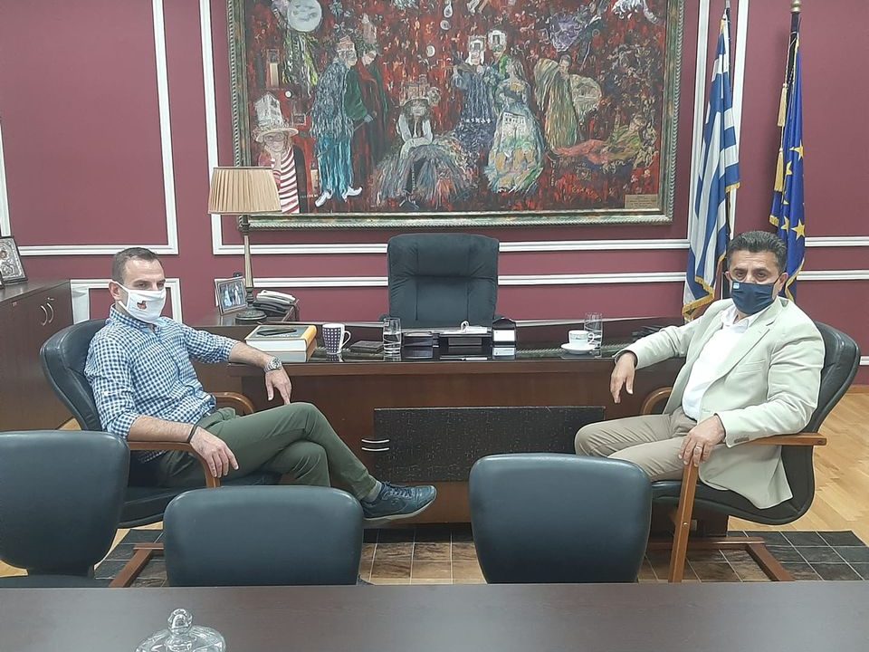Συνάντηση Ζ. Τζηκαλάγια και Γ. Κορεντσίδη στο Δημαρχείο Καστοριάς